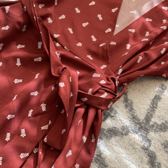 Midi dress - Picture 2 of 4